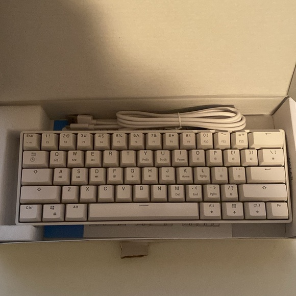 Mizar Gaming Keyboard - Picture 2 of 5